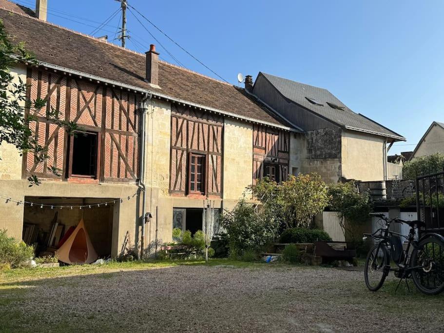 La Belle Etoile Villa La Chartre-sur-le-Loir Exterior photo